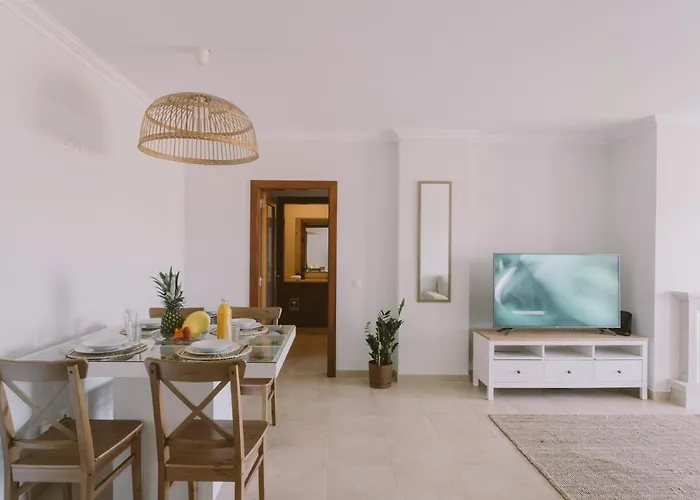 Best Houses 55 - Surfers Paradise